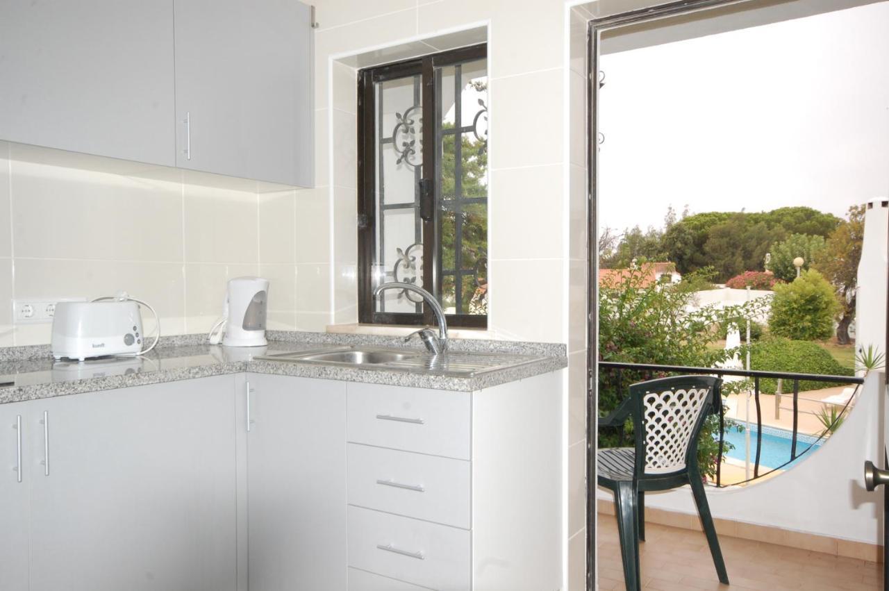 Apartamentos Pedro For Families By Bedzy Albufeira Exterior foto